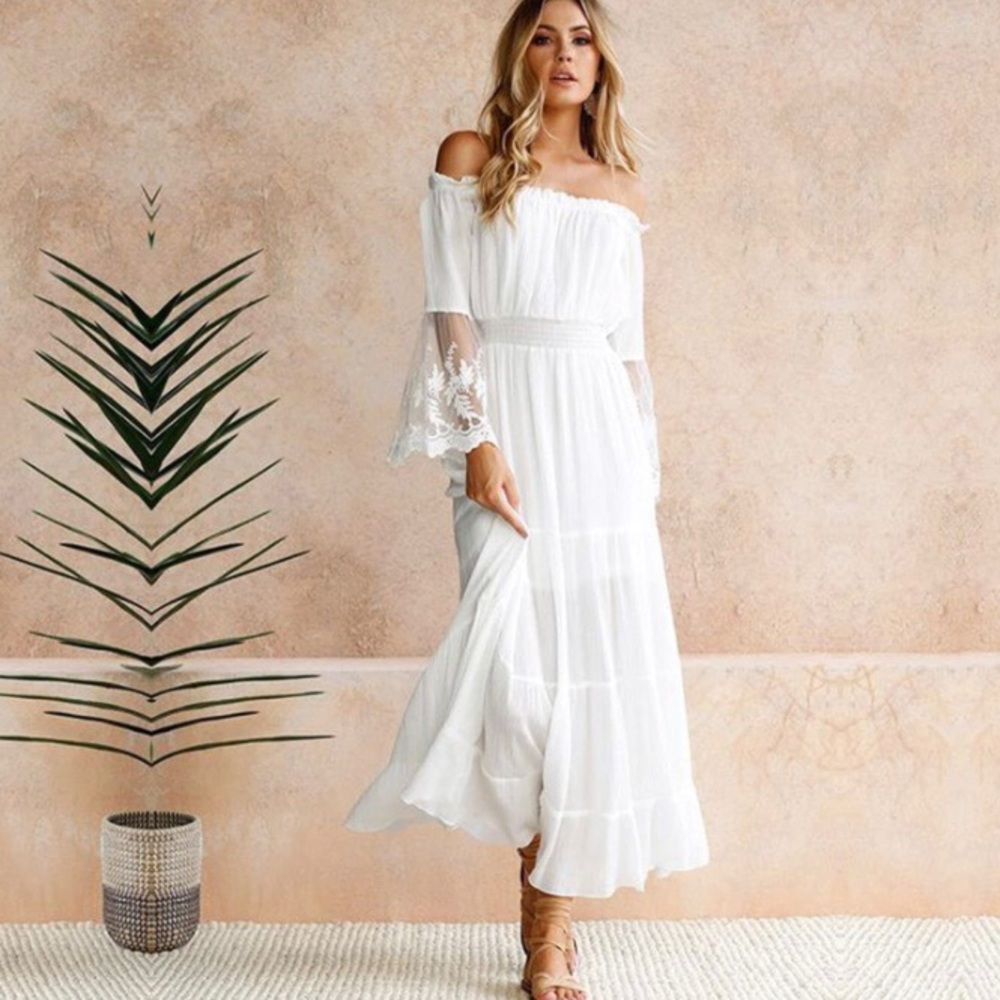 ✦NWT Boho Lace White Embroidered Maxi Dress✦ - Picture 1 of 8